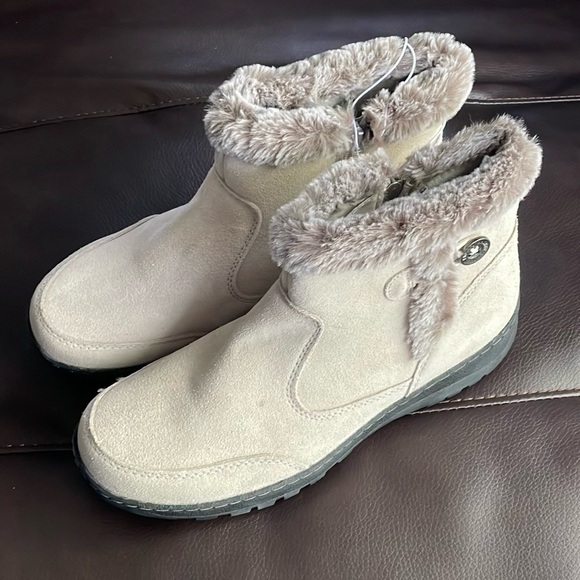 Leather Winter Boots - Picture 1 of 8